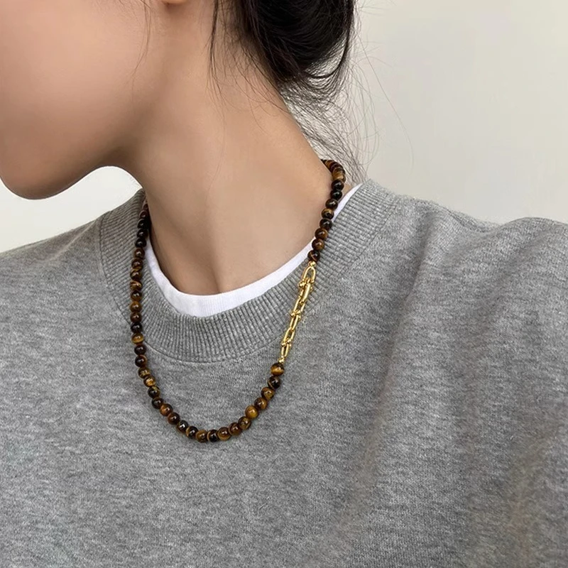 铜合金项链 美拉德串珠项链女2024新款爆款锁骨链秋冬高级感颈链