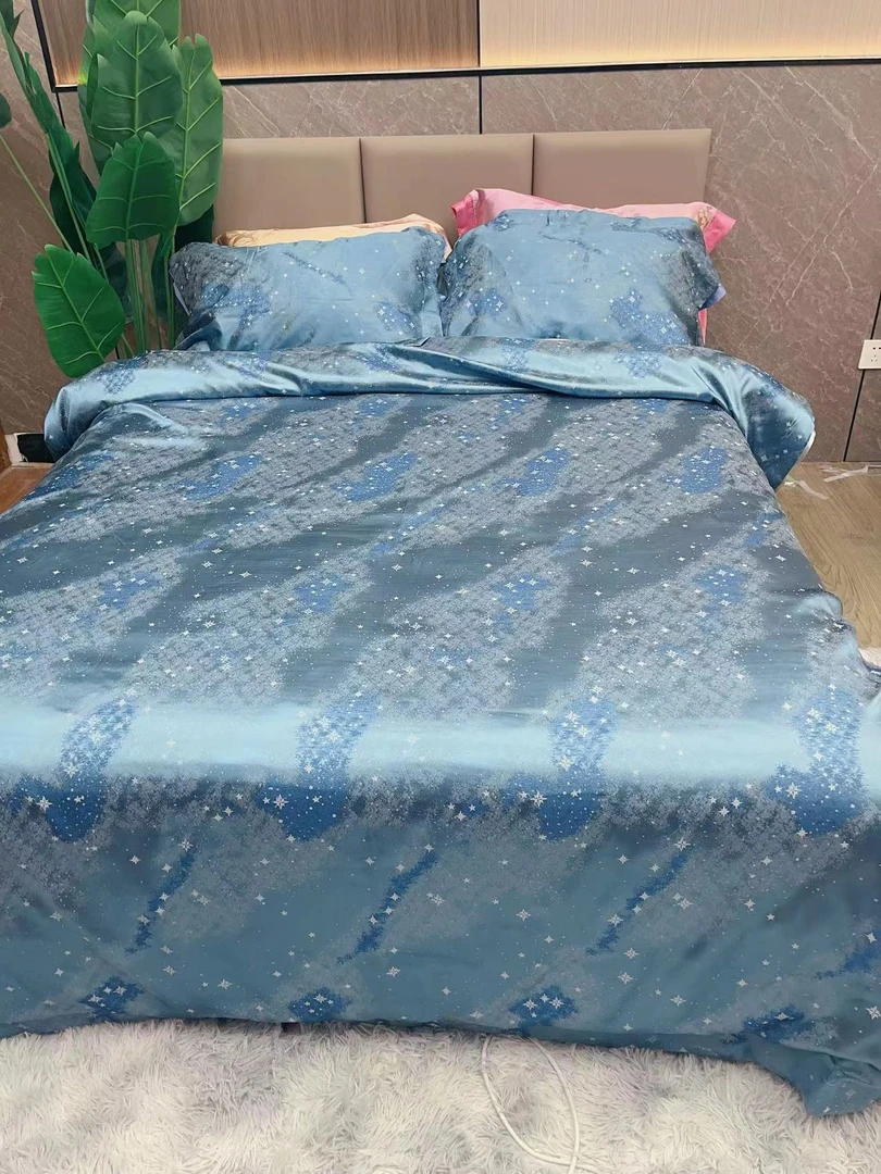 星空-欧式轻奢床上用品裸睡贡缎提花四件套