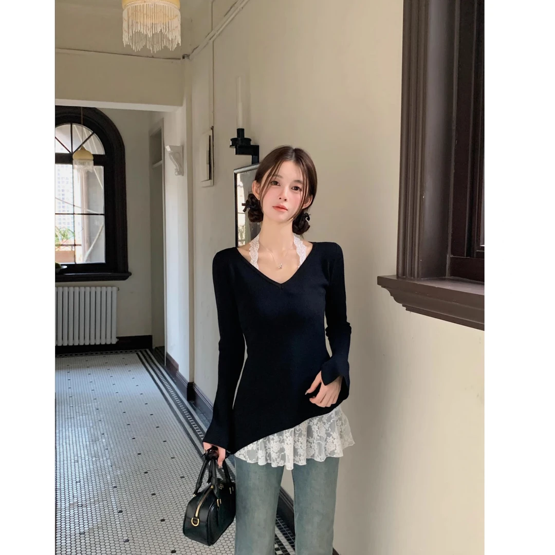 春季2025新款辣妹慵懒风蕾丝挂脖V领不规则黑色薄款T恤衫女真两件
