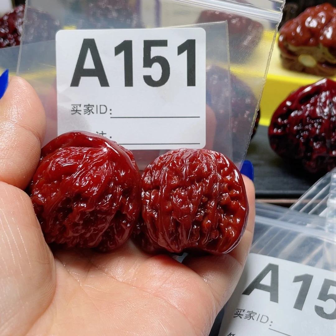 【闪购商品】文玩核桃把件君