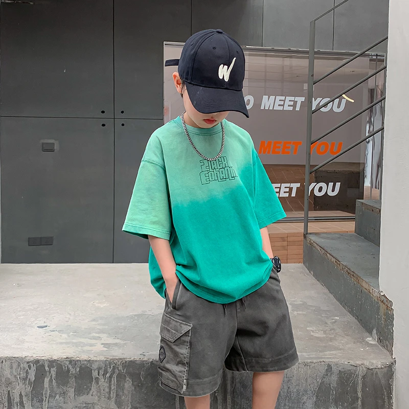 男童夏装绿色渐变半袖短袖T恤2025新款儿童装夏季痞帅纯棉上衣潮