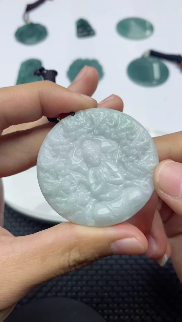 【闪购商品】翡翠颈饰未镶嵌1