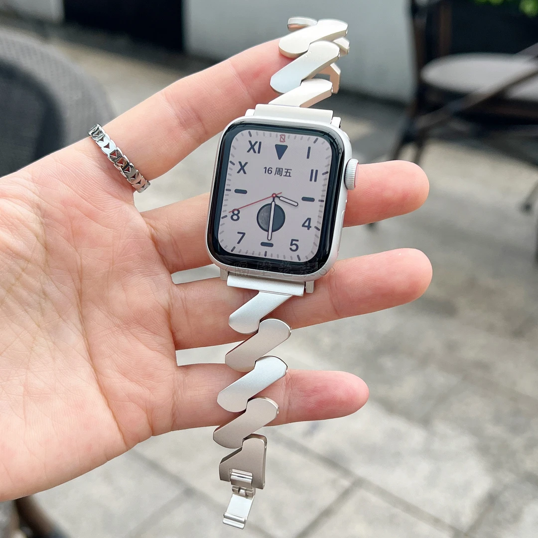 新款波浪纹不锈钢链条适用苹果手表表带ApplewatchS8星光色哑光7