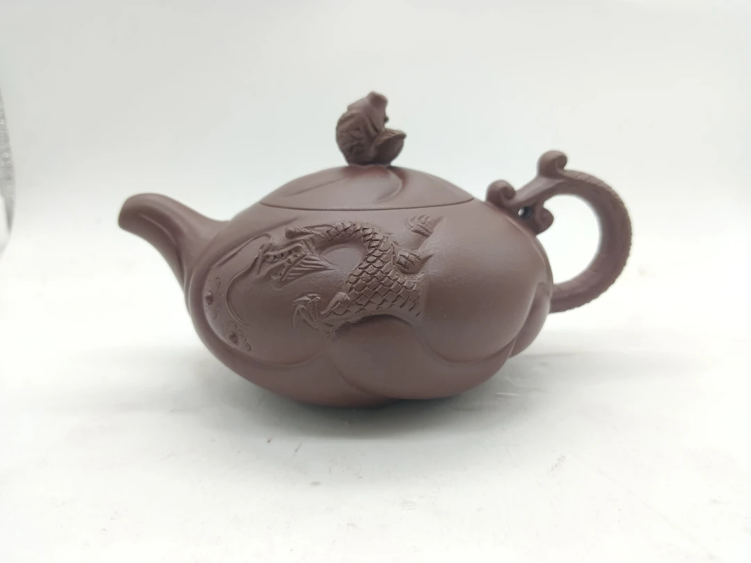 六十目紫泥鱼化龙壶   容量240cc