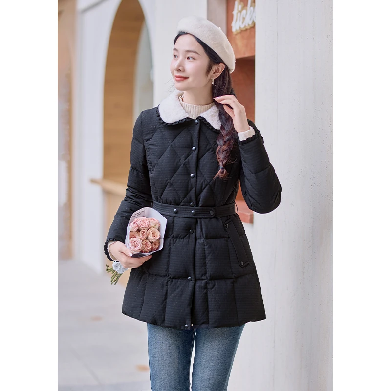 红念黑色羽绒服女短款设计感小众冬季2024年新款气质冬装外套上衣