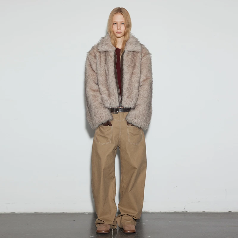 BOLD italic 环保毛毛拼皮拉链翻领短款外套 JK0822323