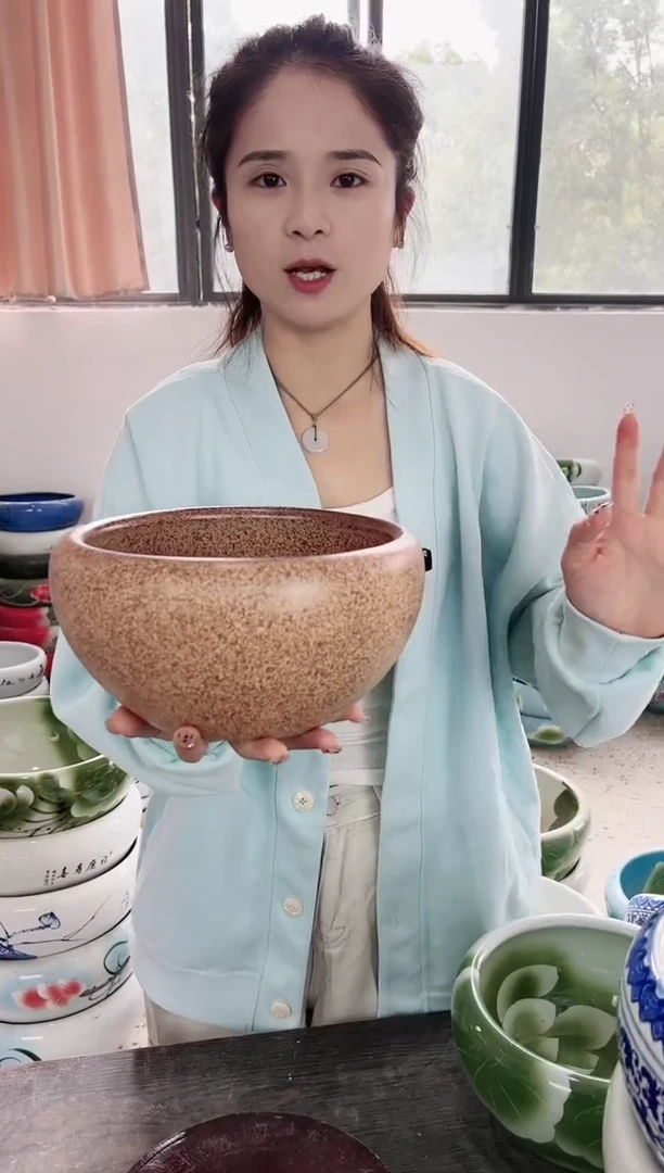 【闪购商品】缸23直径原色黄底小盆