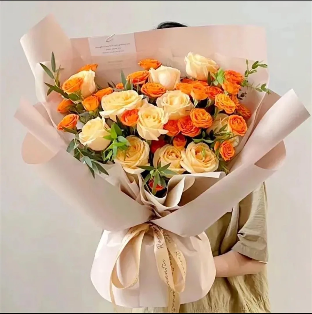 落日弥漫11朵香槟玫瑰