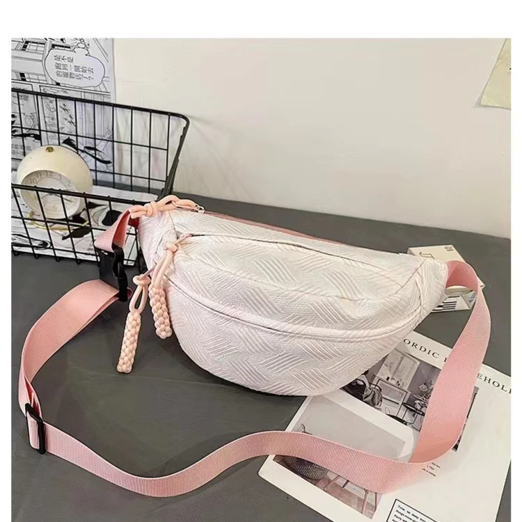 【送2个勋章】新款简单休闲ins斜挎腰包胸包轻便