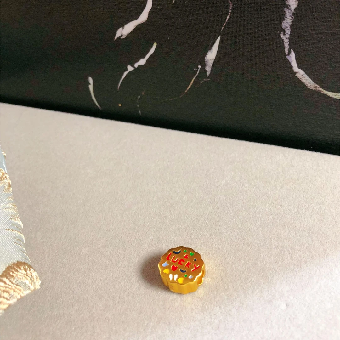 铜合金吊坠 lucky饼干通孔784