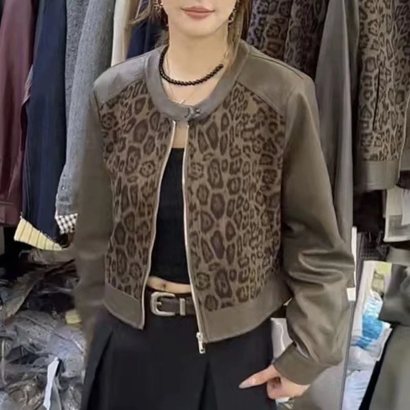女人屋：2024新款豹纹拼皮休闲时尚款外套……