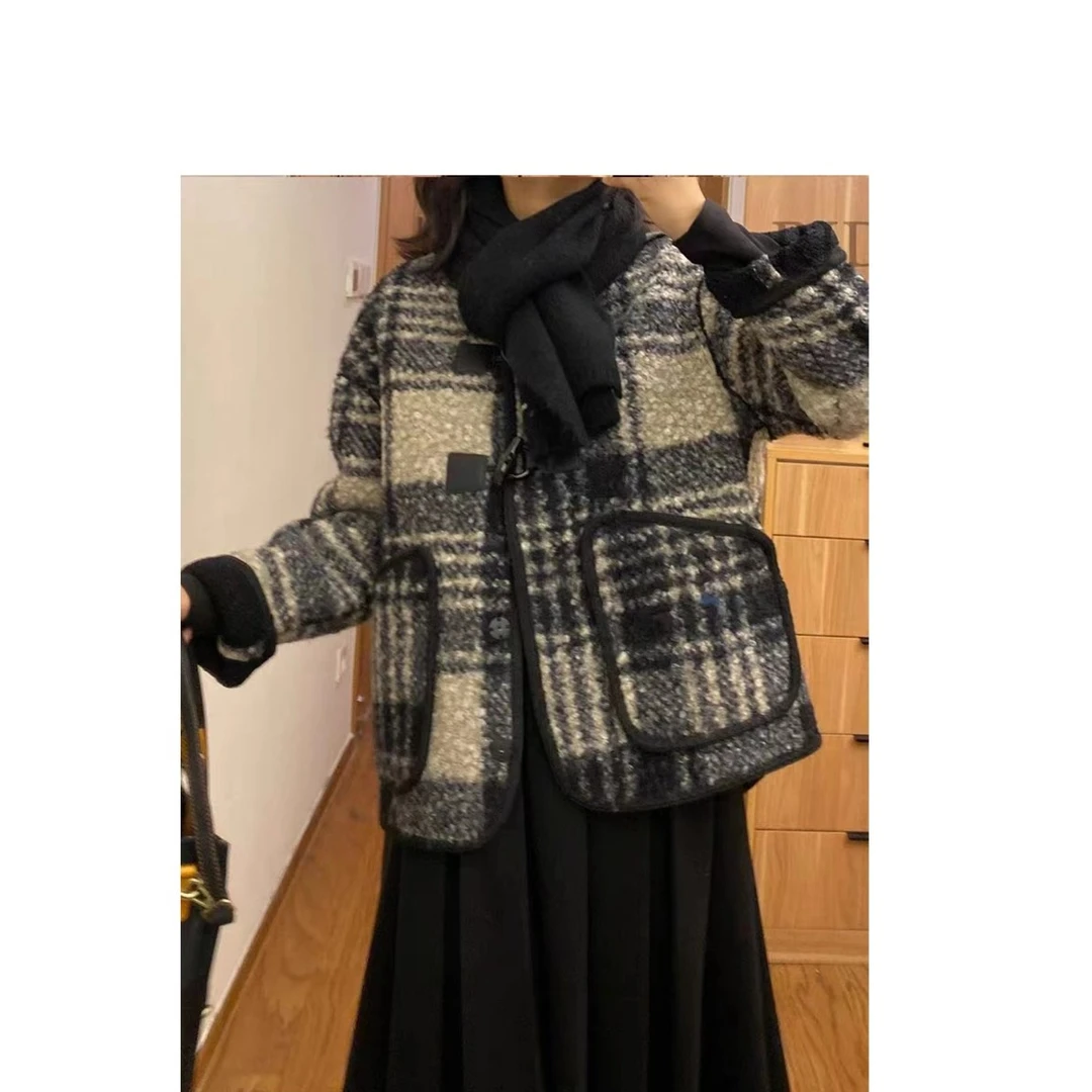 小香风格纹女2024冬季新款牛角扣外套