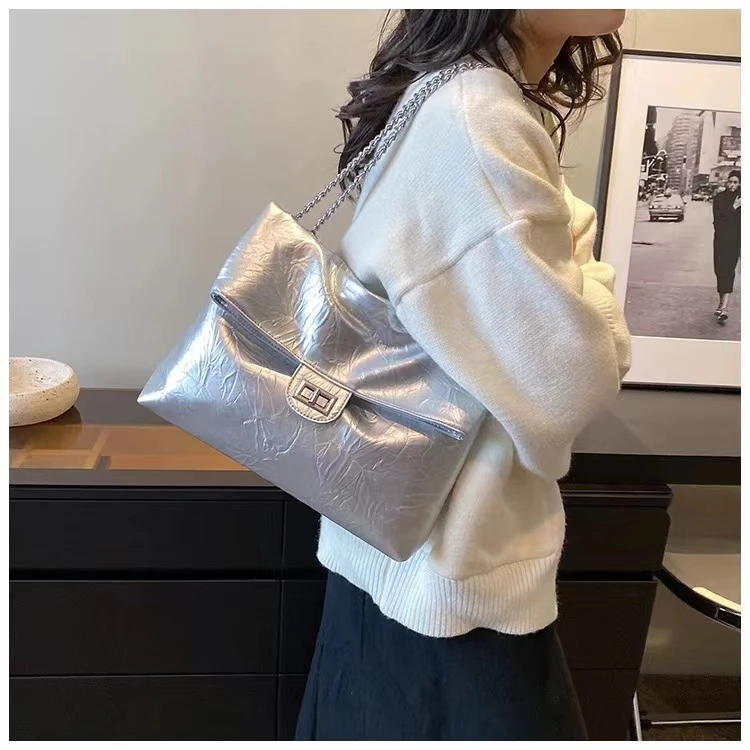 2024新款网红单肩链条包百搭潮流高级感腋下斜挎通勤大包10689