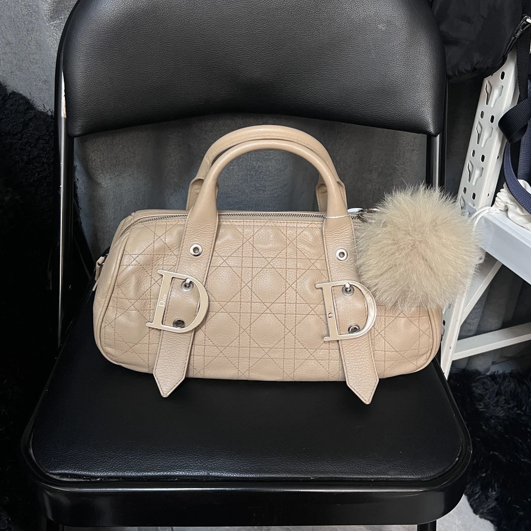 95新 DIOR/迪奥 奶茶色杏色皮质藤格纹手提保龄球包大D扣医生包