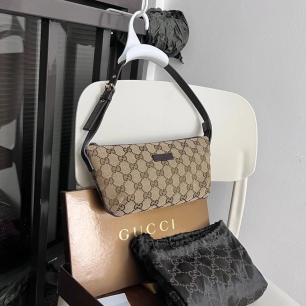 95新 GUCCI/古驰 棕色老花腋下包帆布豌豆元宝麻将单肩包