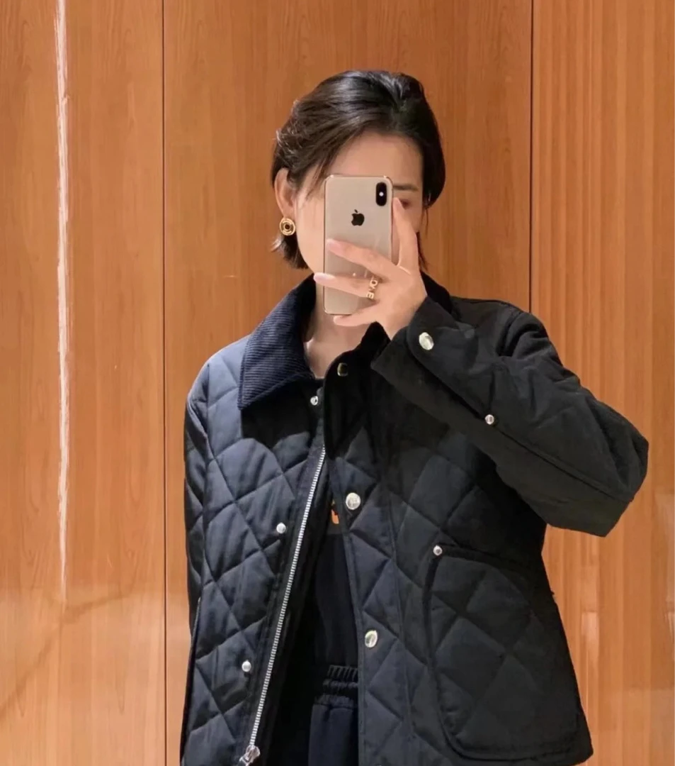 99新 Burberry博柏利黑银秋冬外套 内拼格纹焦糖色 S码 00774