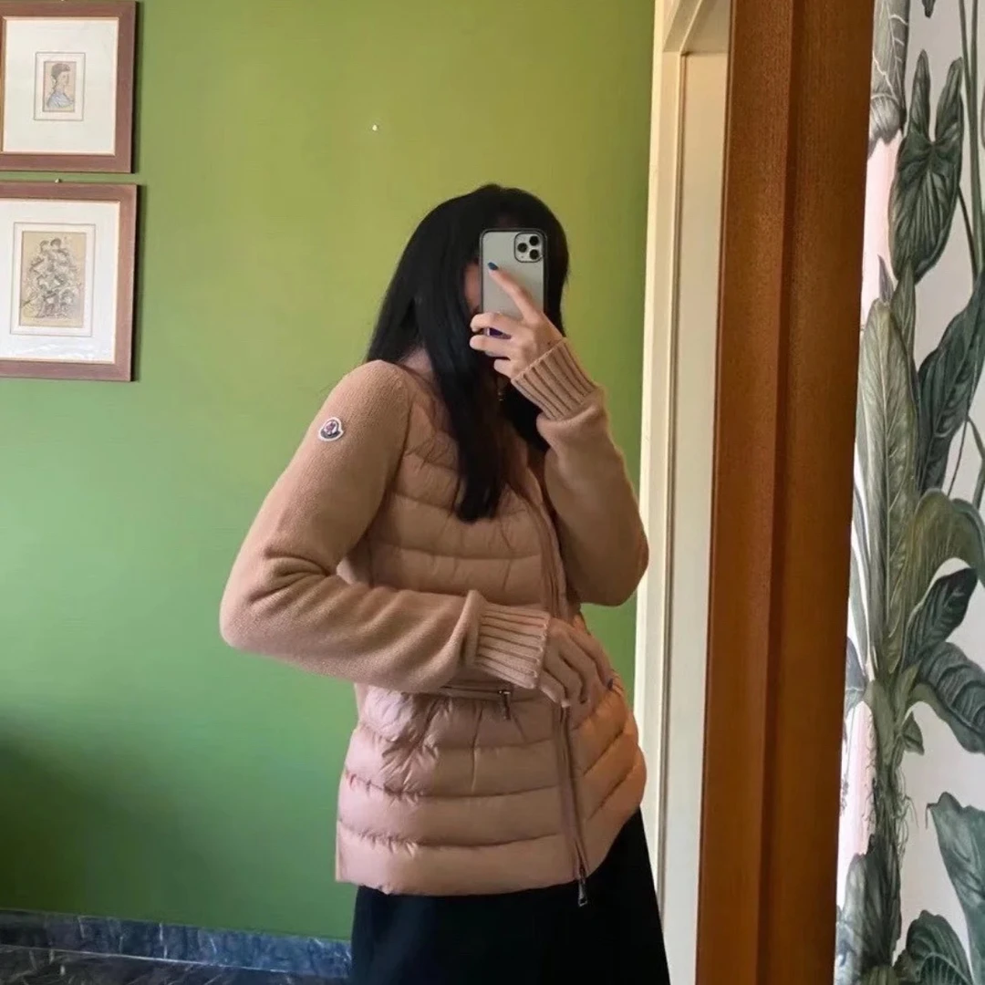 带吊牌未使用 moncler蒙口女士羊绒羊毛针织薄羽绒外套 S码 00457