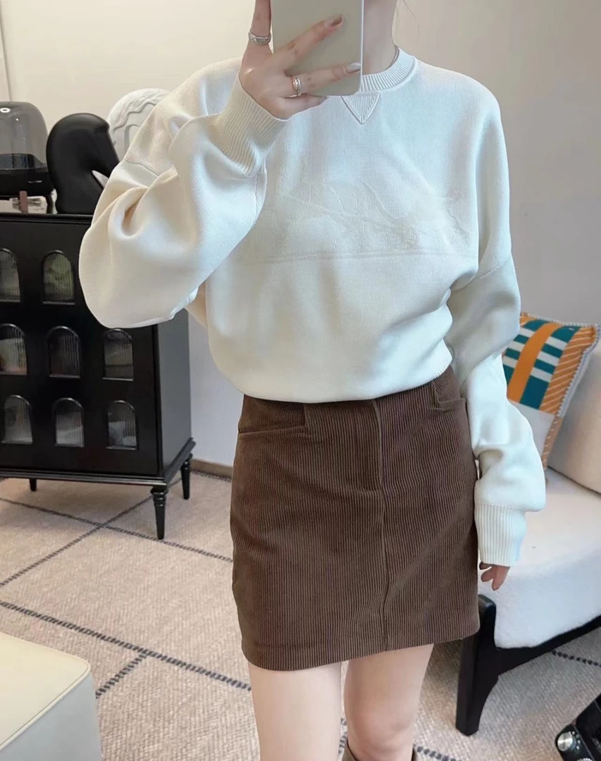 99新 Hermes/爱马仕 奶白色廓形马车印花毛衣 36码 00718