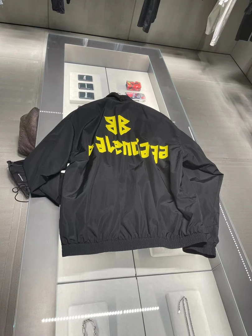 全新未使用 Balenciaga/巴黎世家 黄字母胶带拉链夹克