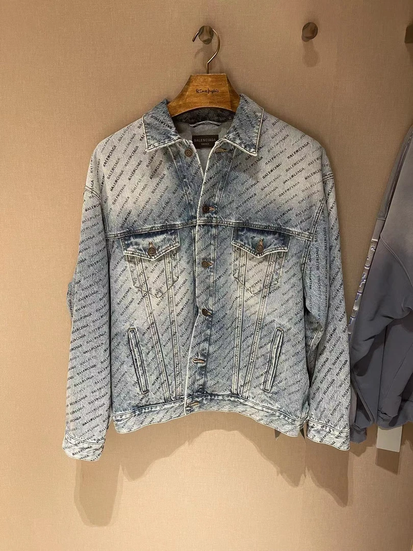 全新未使用 Balenciaga/巴黎世家 字母印花牛仔夹克