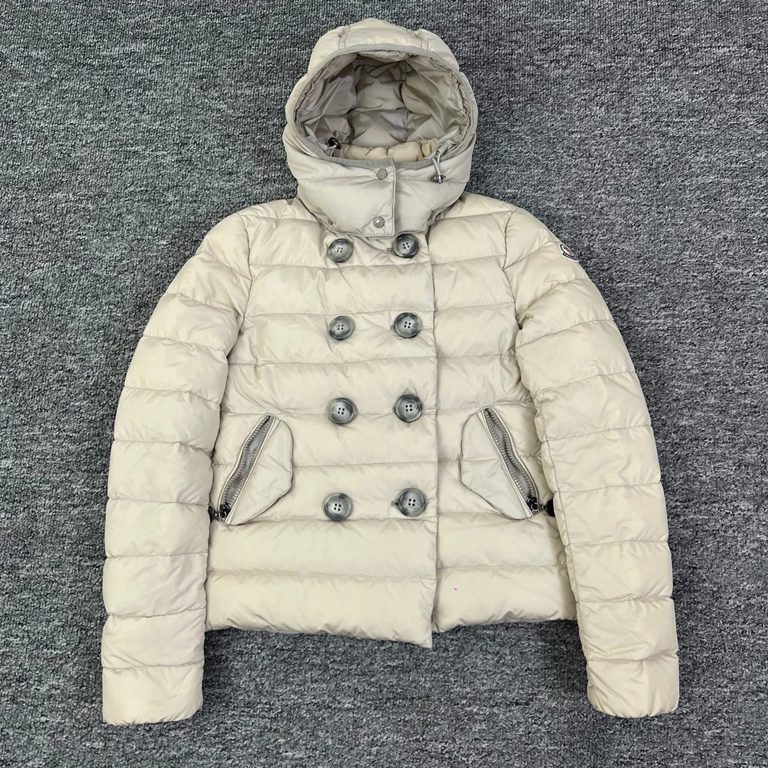 Moncler/盟可睐/0码/双排扣收腰白色羽绒服/95新无领标/编码11436