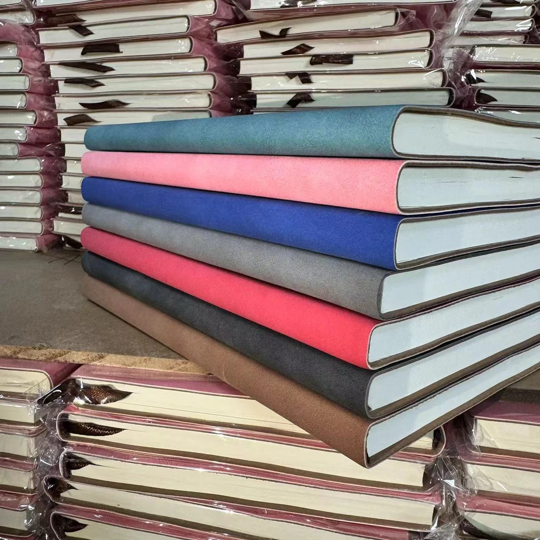 17-1 a5复古风简约款200页横线本