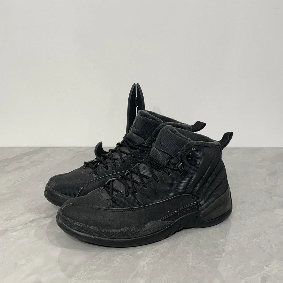 41码｜正品AJ12 黑武士 御寒｜复古篮球鞋｜市价3329