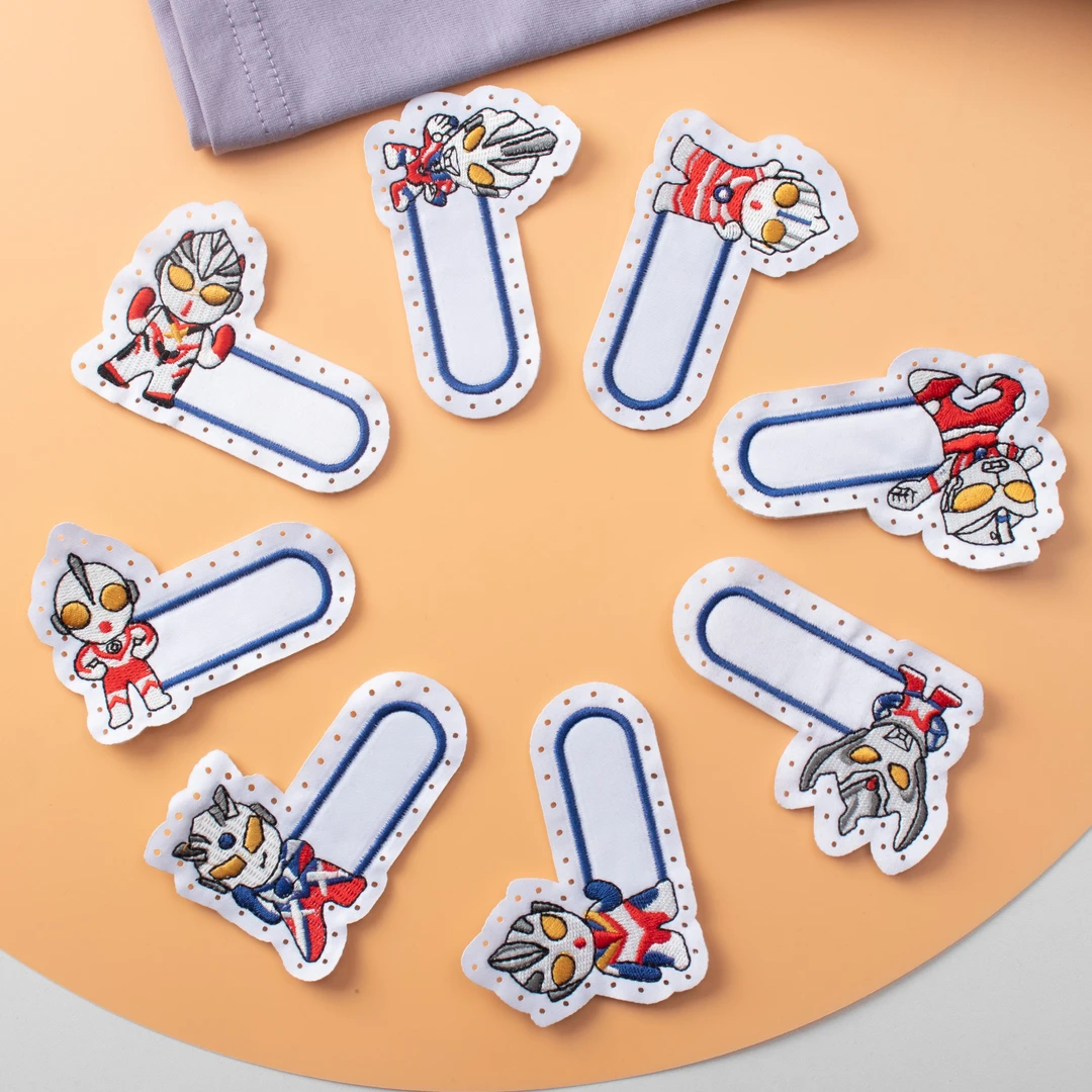 奥特曼刺绣名字贴儿童姓名贴幼儿园名字贴自动缝孔牢固入园必备