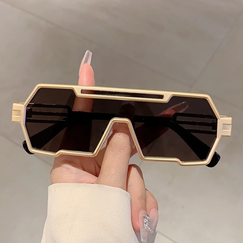 高级感美式复古帅气蒸汽朋克太阳镜男潮流一体不规则防强光墨镜女