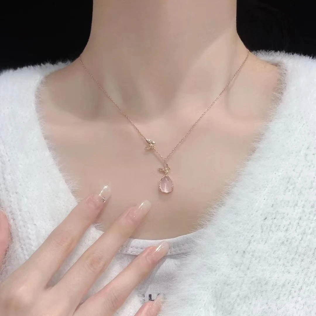 钛钢合成锆石项链 ins轻奢小众气质高颜值招桃花甜美少女心锁骨链