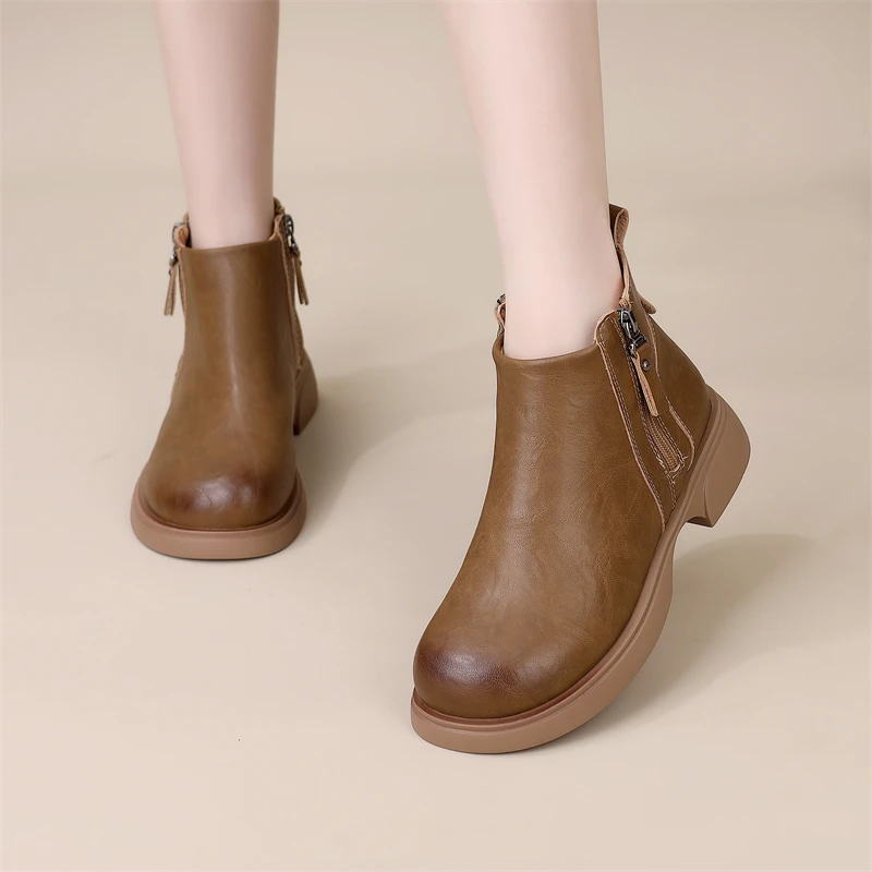 真皮平底马丁靴女2024秋冬新款韩版复古显瘦加绒软底防滑瘦瘦短靴