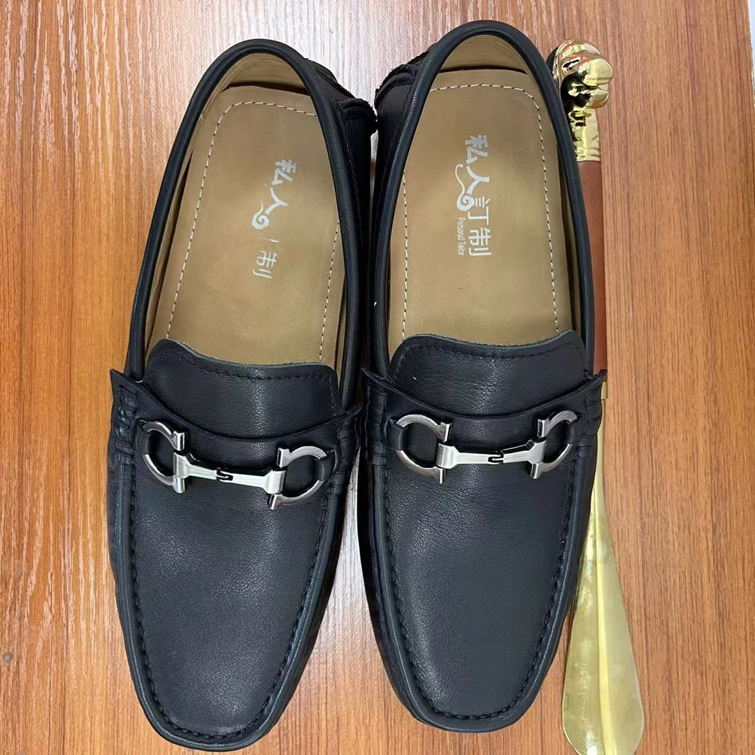 精神小伙驾车头层牛皮豆豆鞋