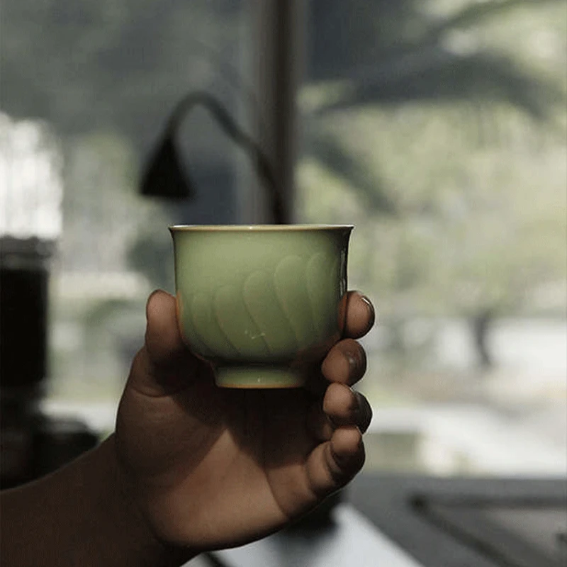 造青【花瓣杯】品茗杯茶杯酒杯茶器主人杯礼盒龙泉青瓷弟窑半刀泥