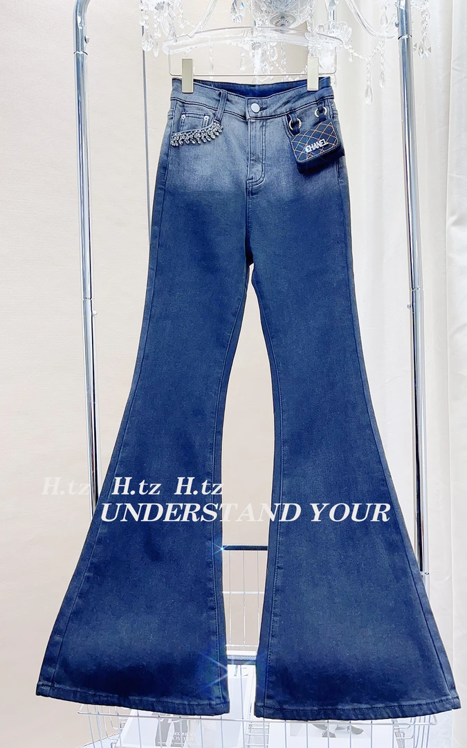 重工钉珠水钻口袋包包设计撞色渐变显瘦高腰加绒喇叭牛仔裤 #8052