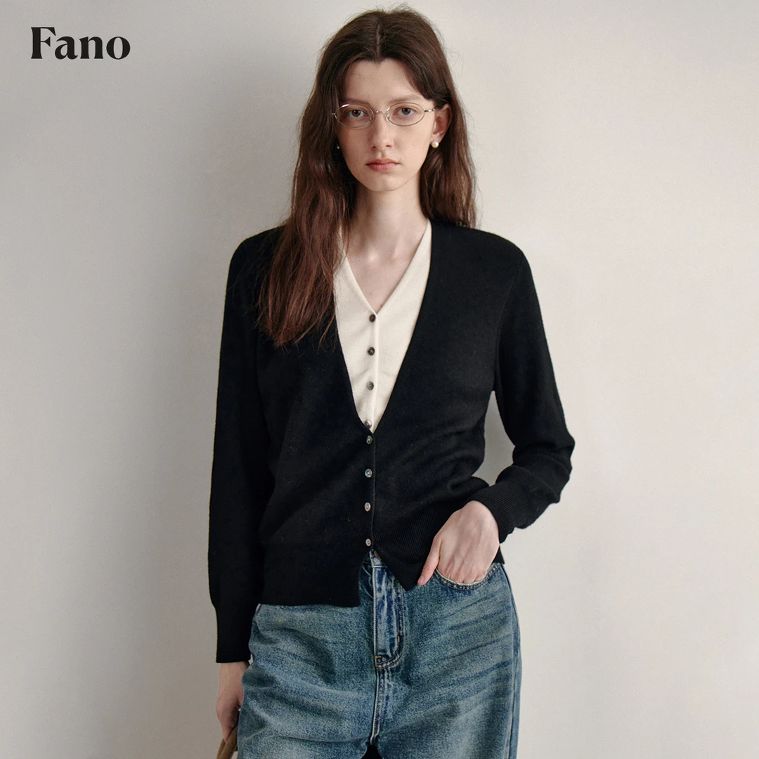 范洛松弛穿搭叠穿艺术假两件V领修身上衣FQ24S214推广