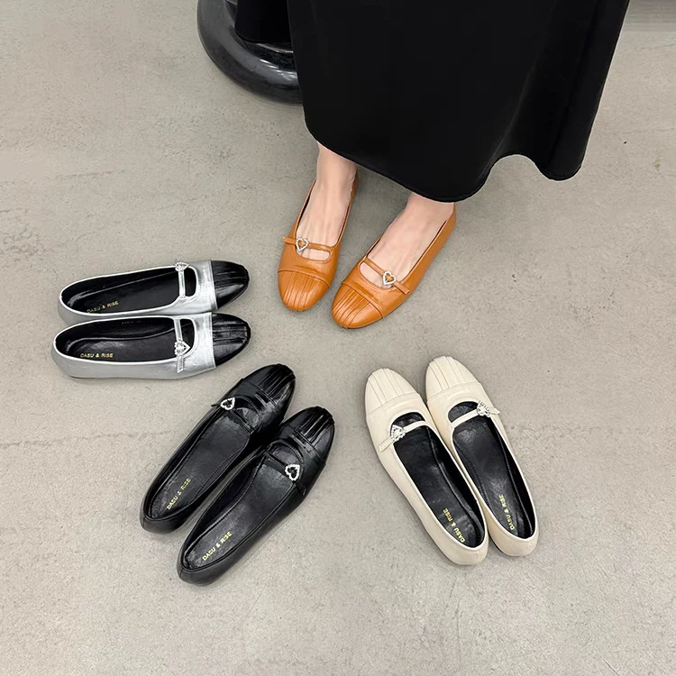 2024新款复古贝壳头爱心钻闪闪玛丽珍鞋俏皮秀气圆头浅口平底单鞋