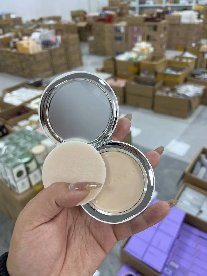 柔焦持妆粉饼正装（刮码发货）