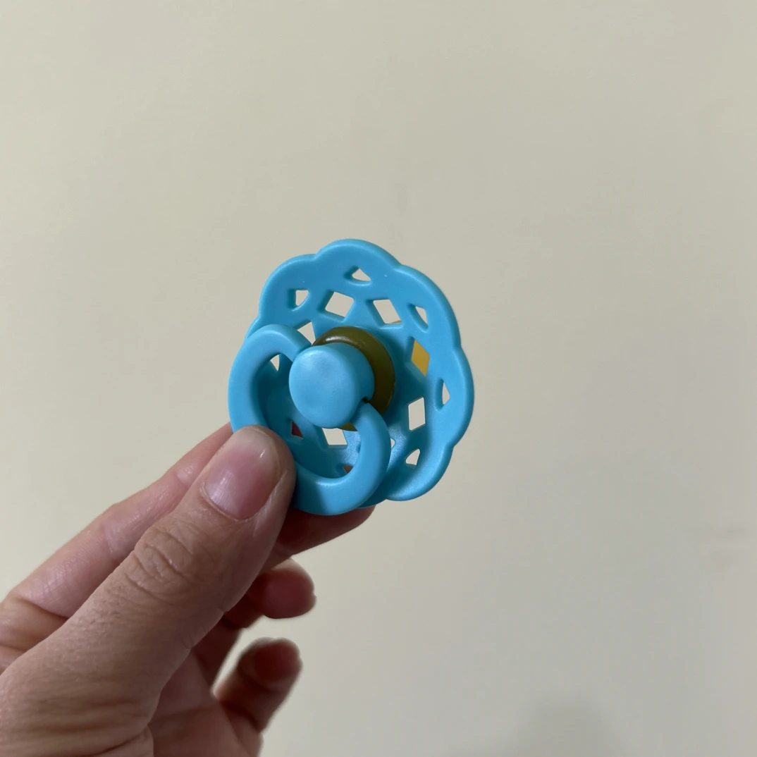 宝宝硅胶牙胶安抚奶嘴链