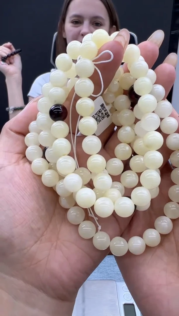 【闪购商品】琥珀颈饰未镶嵌460秒拍号