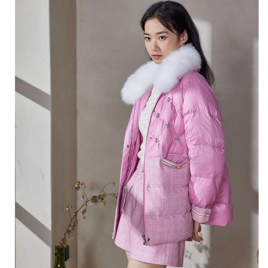 【小铃铛】芭依璐手工钉珠显瘦羽绒服88Y6036（颜色不同面料）