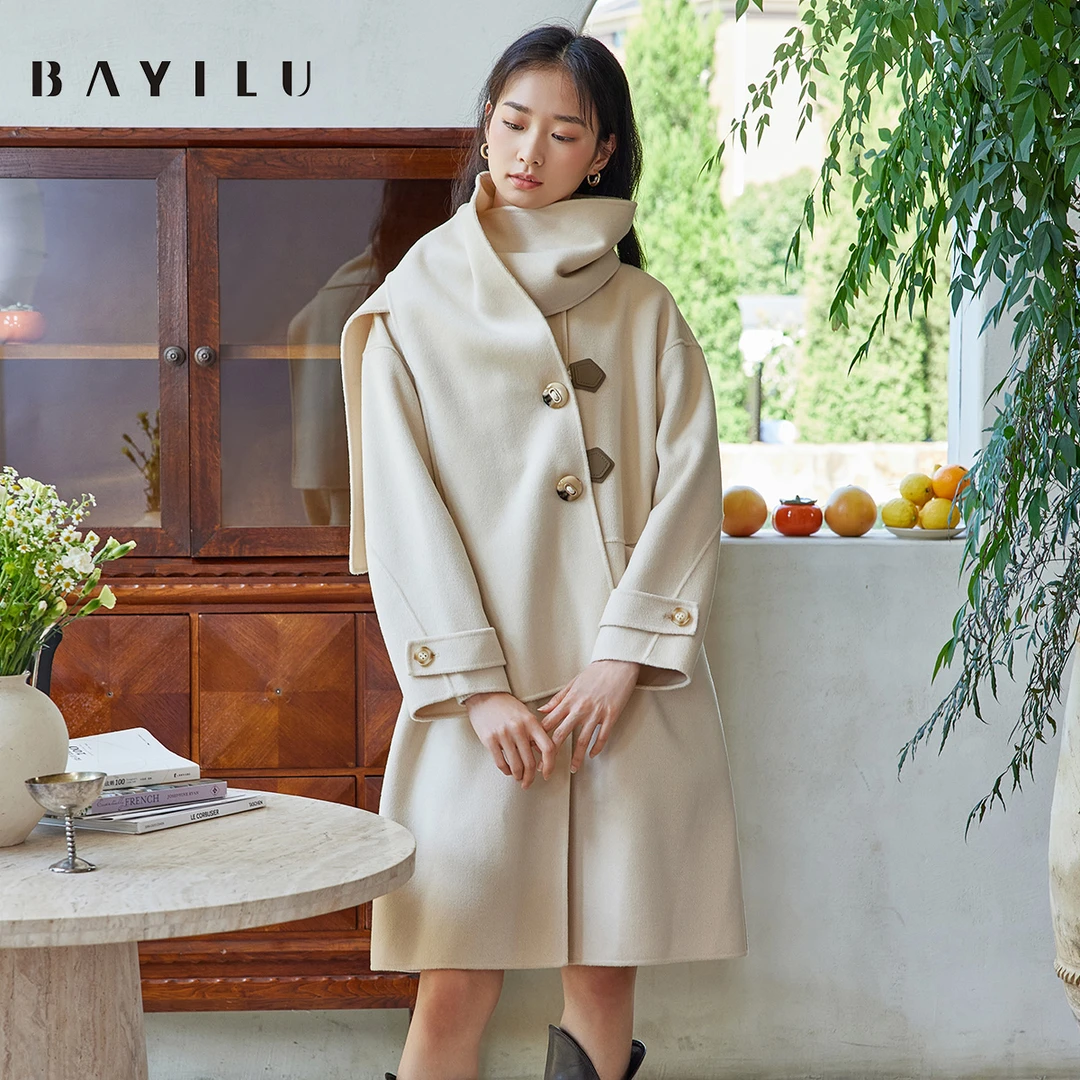 【喜喜】芭依璐时尚围巾领高级感简约通勤大衣88D8058