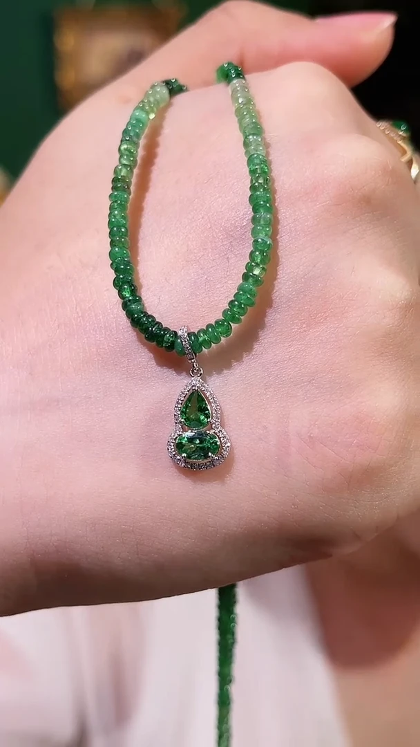 【闪购商品】石榴石(沙弗莱)吊坠(不含链)18K金镶嵌葫芦万能扣吊坠