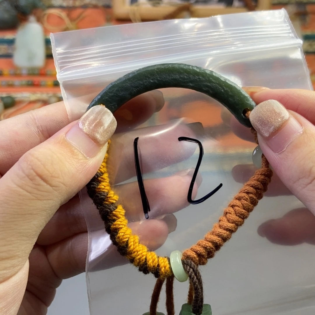 和田玉颈饰未镶嵌贰**玖