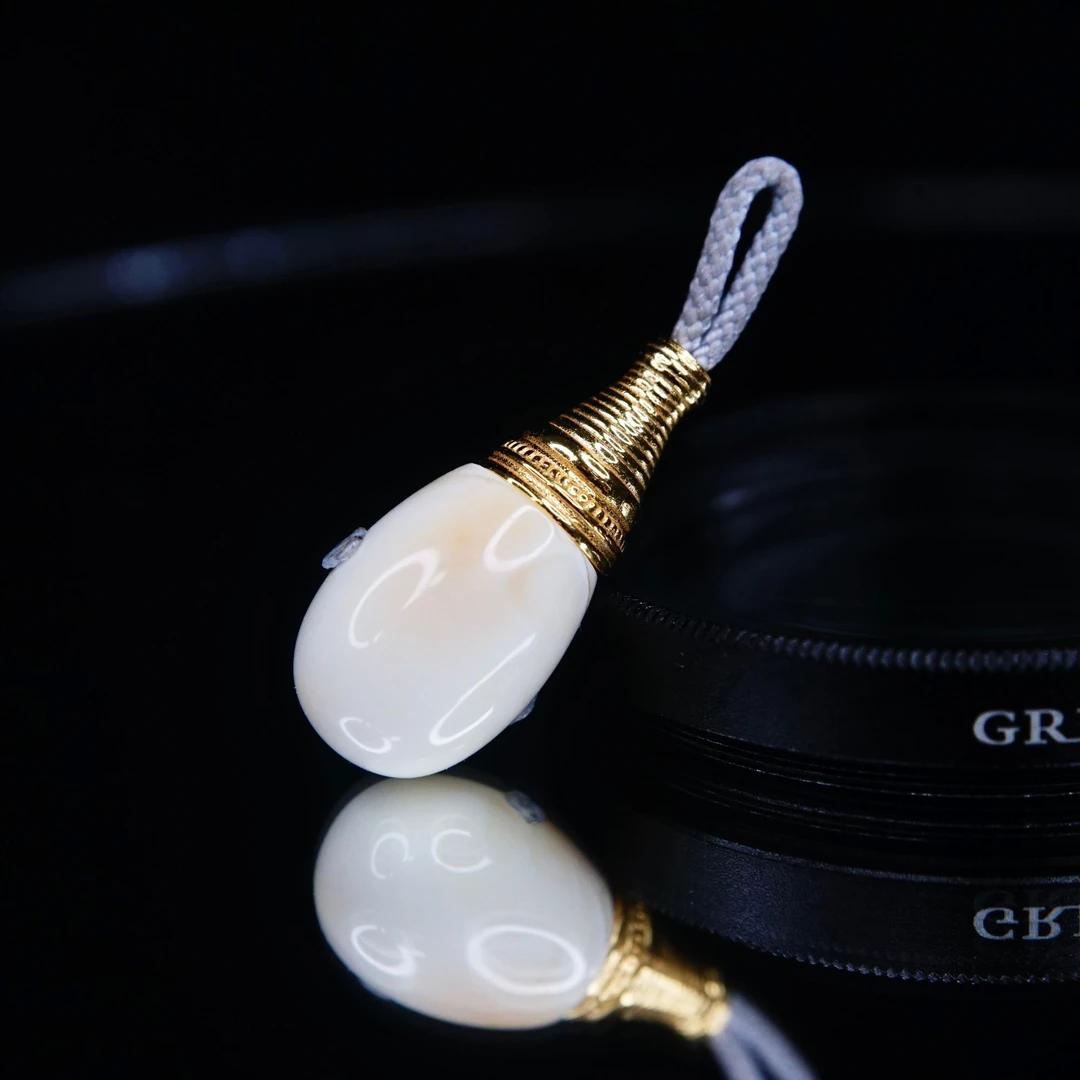 特惠-10.5mm瓷白底沁色妖花银塔分体三通  天然琥珀蜜蜡文玩配饰