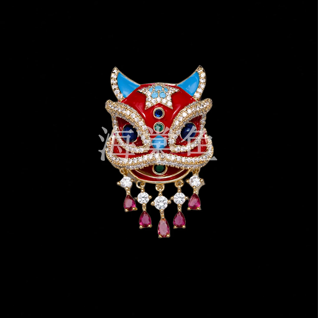 铜合金合成锆石胸针 时尚精致百搭醒狮胸针3972