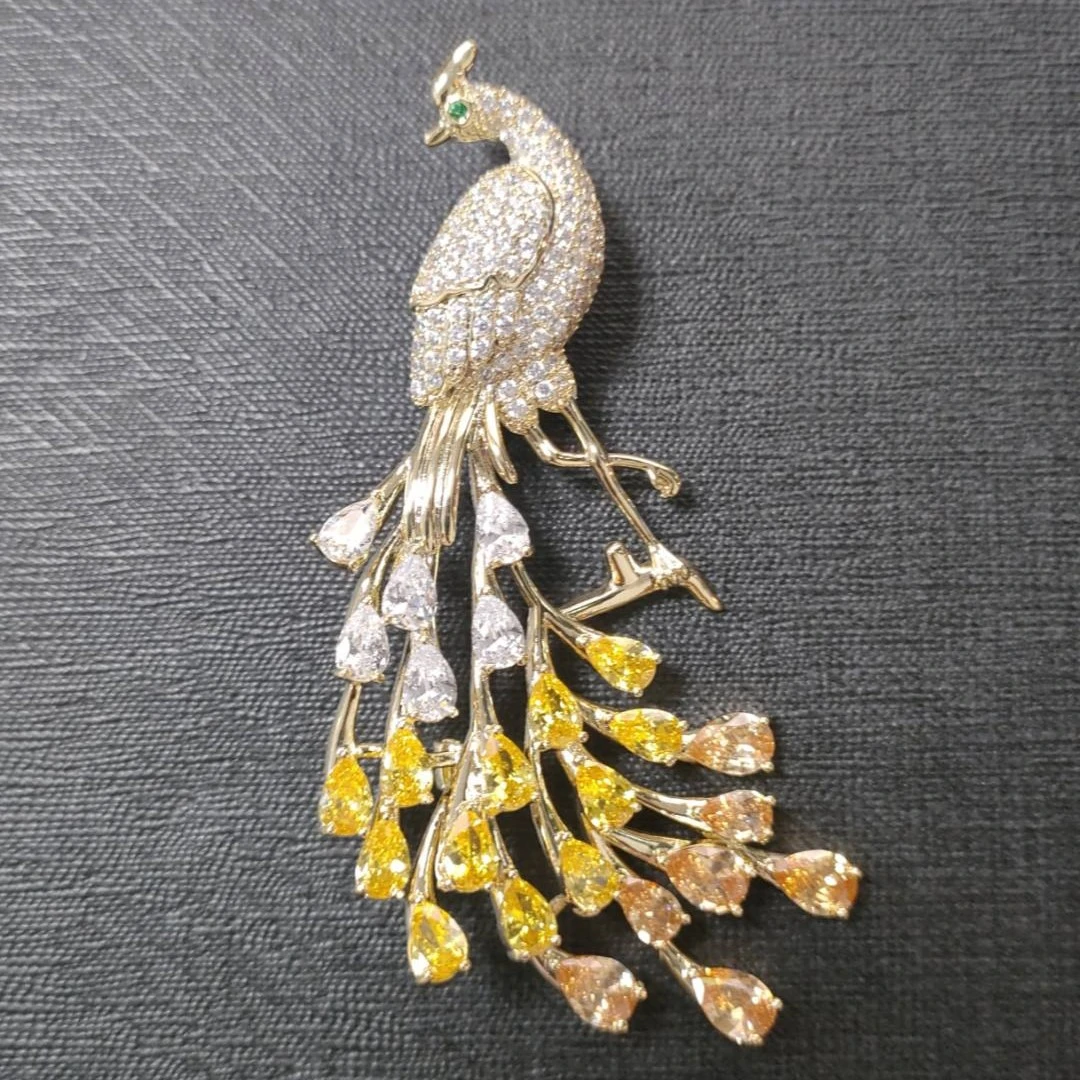 铜合金合成锆石胸针 HY1063精致皇雀胸针