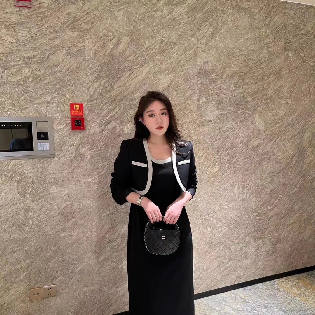 【琪琪推荐】大码女装时髦法式显瘦高级撞色外套+背心裙D12109QQ