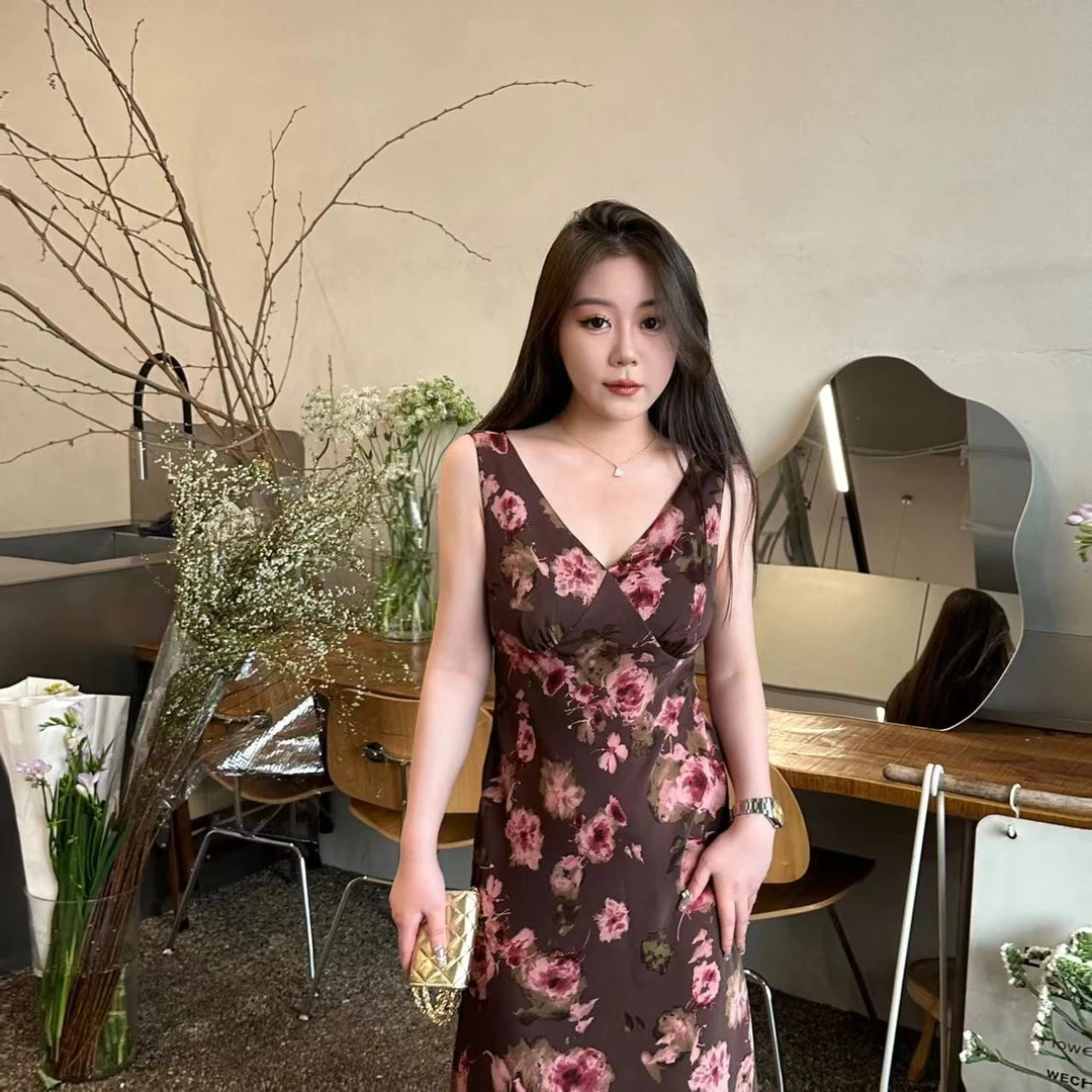 琪琪怪怪 大码女装'‘藤花繁影’‘法式碎花气质吊带背心裙D13370QQ