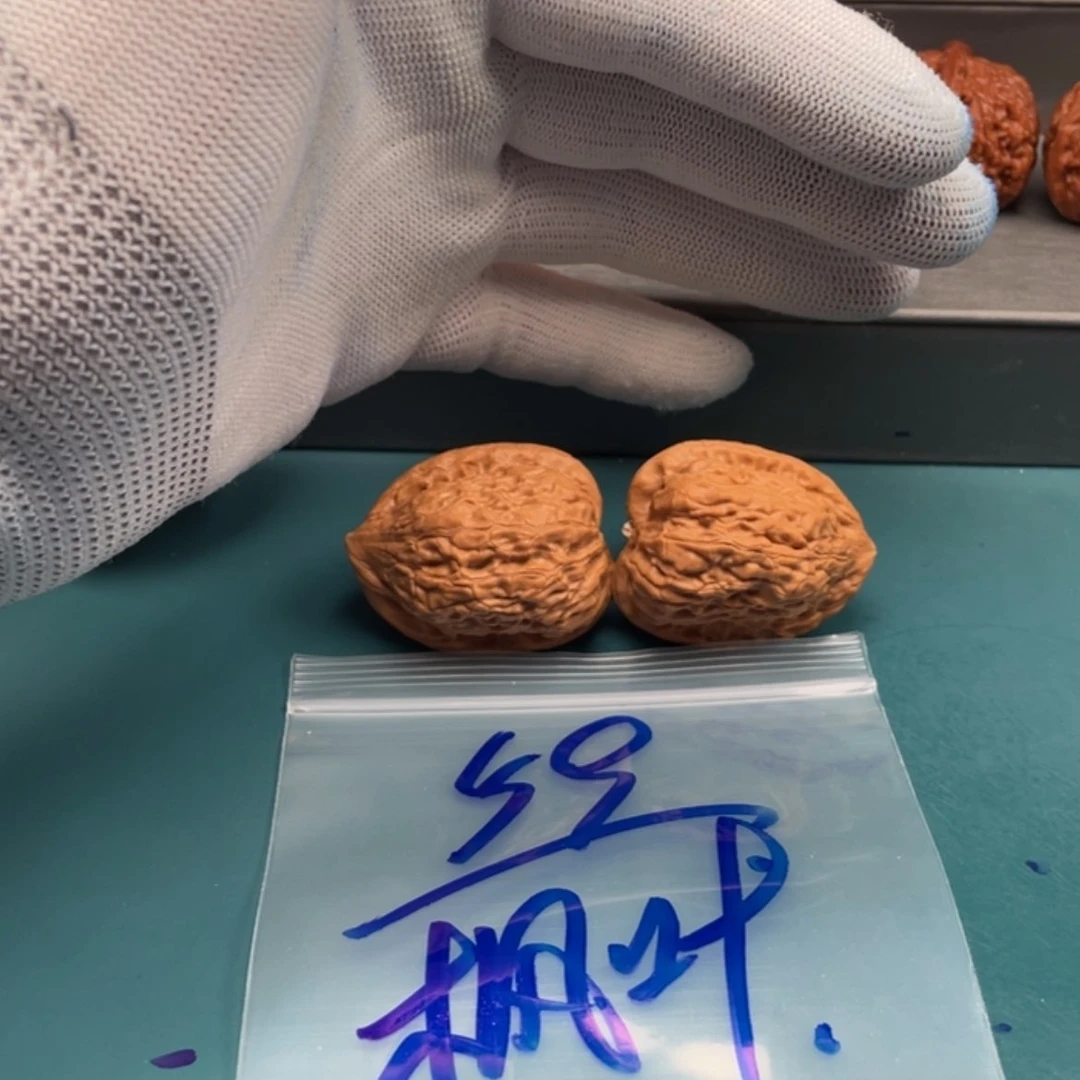 【闪购商品】文玩核桃核雕枫*