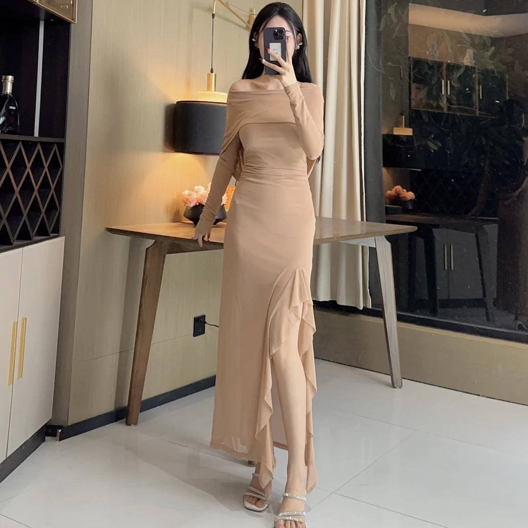 轻奢气质女人味V领长袖奶油燕麦显瘦包身修身百搭长裙开叉连衣裙